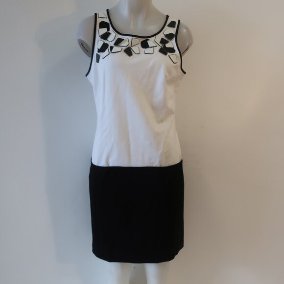 NWT Womens Cynthia Steffe White Black Embellishments Sleeveless Shift Dress 10 - Picture 1 of 12